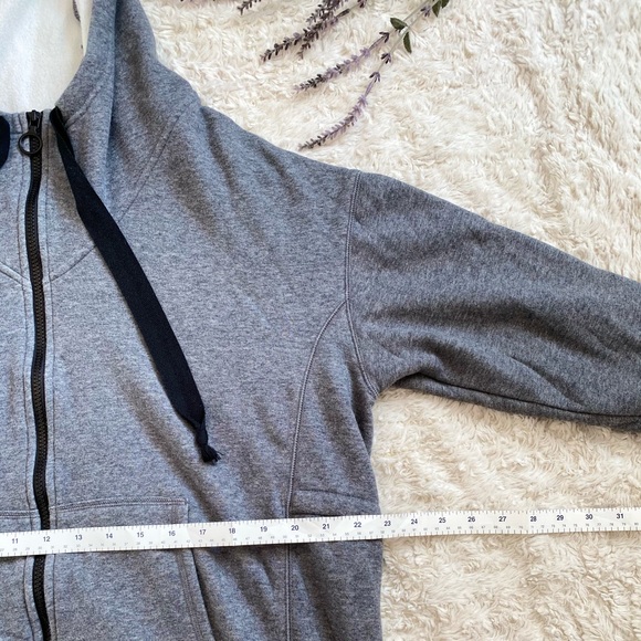 Fabletics Leah grey oversized Zip Up Hoodie/Jacket - Picture 5 of 7